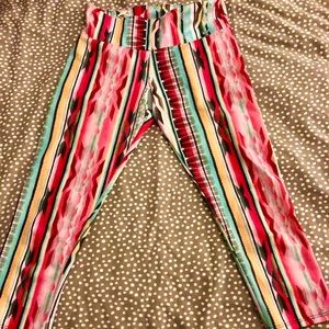 Onzie hi-waisted tribal capris, size XS